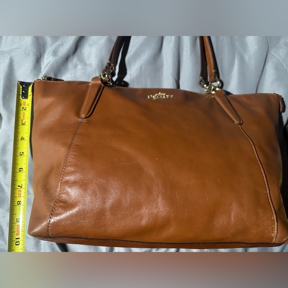 Coach Brown Leather Tote Bag - Picture 13 of 16